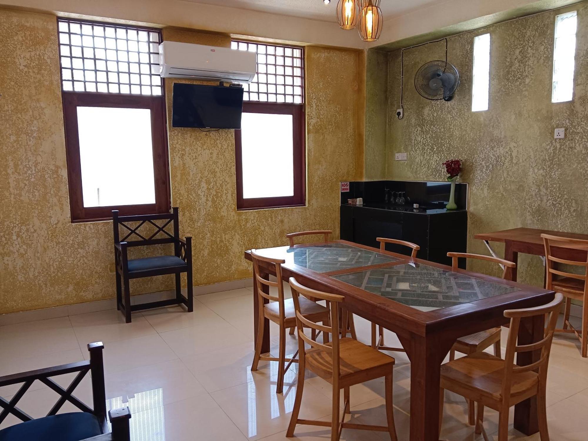 La Cozy Hotel & Restaurant Negombo Daluwekotuwa Exterior photo