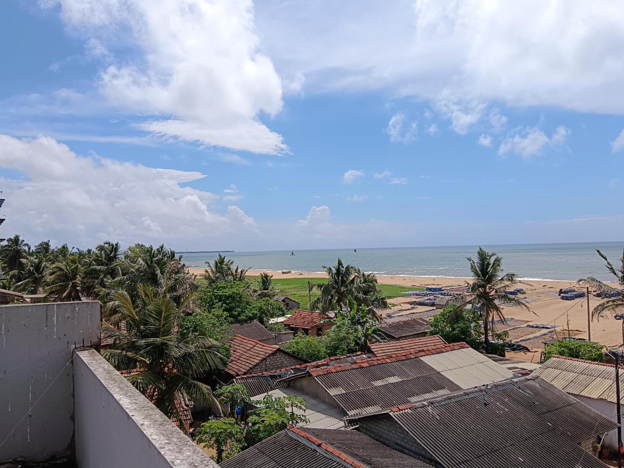 La Cozy Hotel & Restaurant Negombo Daluwekotuwa Exterior photo